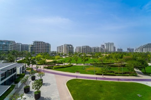 Купить квартиру в Дубае: 3 спальни, 147м², № 103224 - фото 8
