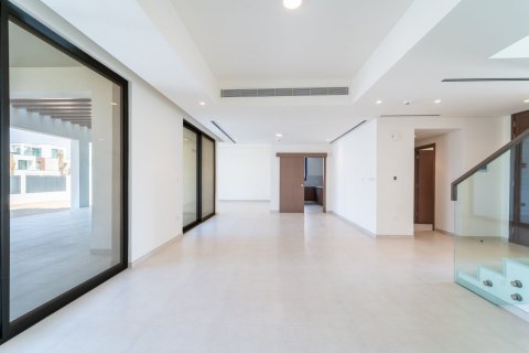 Villa en Dubai, 5 dormitorios, 528 m², № 103223 - foto 27