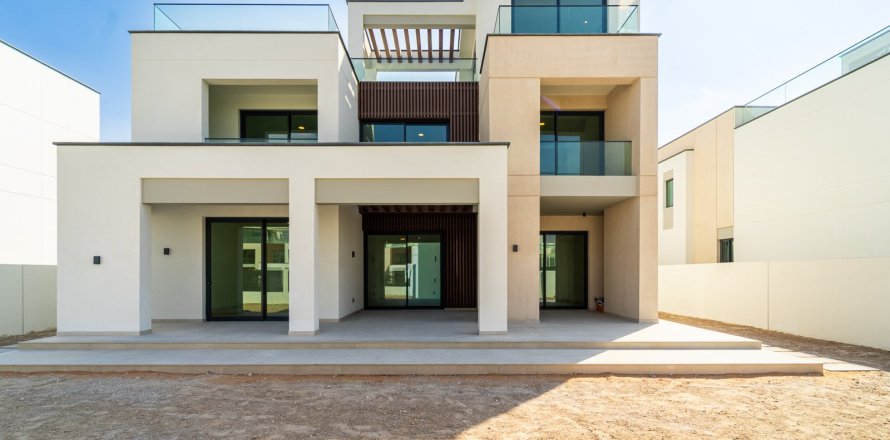 Villa en Dubai, 5 dormitorios, 528 m², № 103223