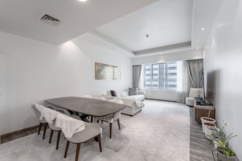 Apartment in Jumeirah Islands, Dubai 2 bedrooms, 122 sq.m. № 137877 - photo 7
