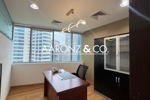 Office in Business Bay, Dubai 89 sq.m. № 94466 - photo 8
