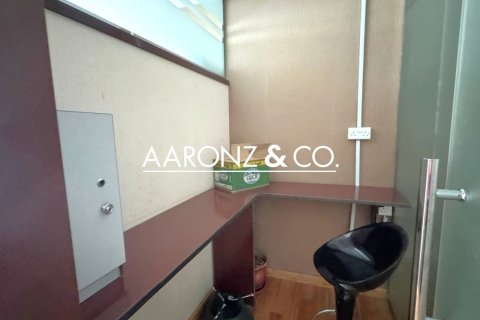 Office in Business Bay, Dubai 89 sq.m. № 94466 - photo 11