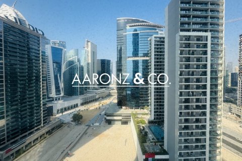 Office in Business Bay, Dubai 102 sq.m. № 94467 - photo 13
