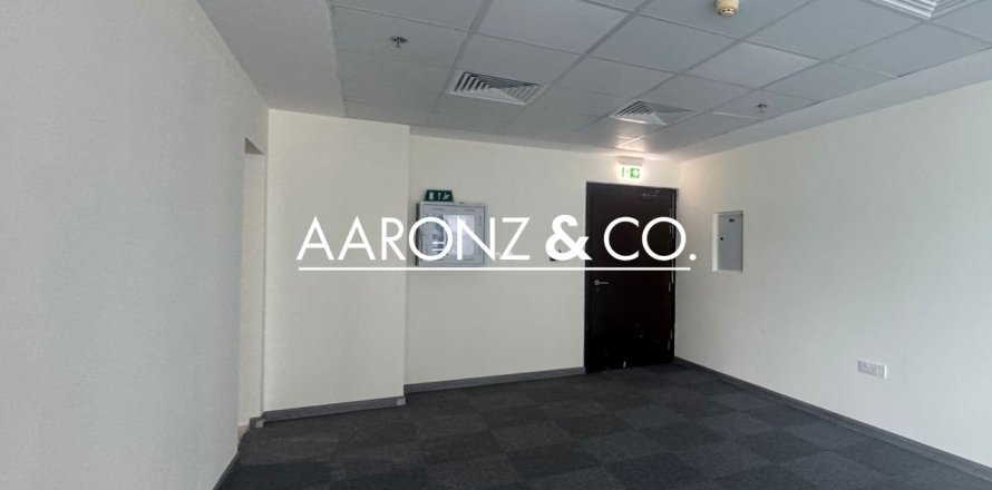 Oficina en Business Bay, Dubai, 76 m², № 94465