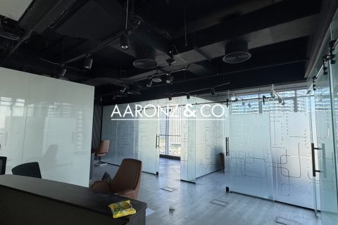 Office in Business Bay, Dubai 105 sq.m. № 94464 - photo 4