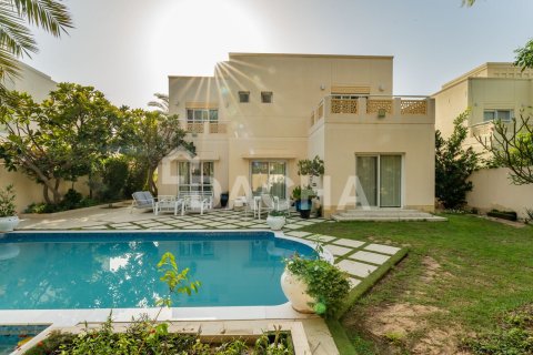 فيلا في Meadows, دبي 5 غرف نوم , 570 م² رقم 104902