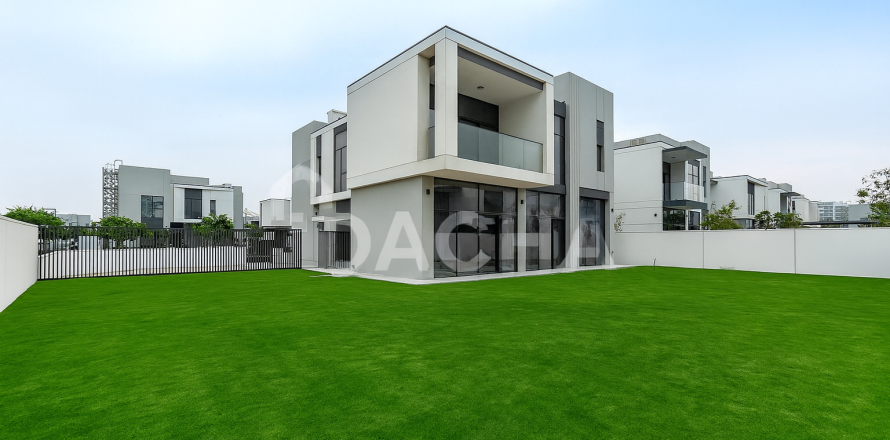 Villa in Al Furjan, Dubai 5 bedrooms, 413 sq.m. № 104901