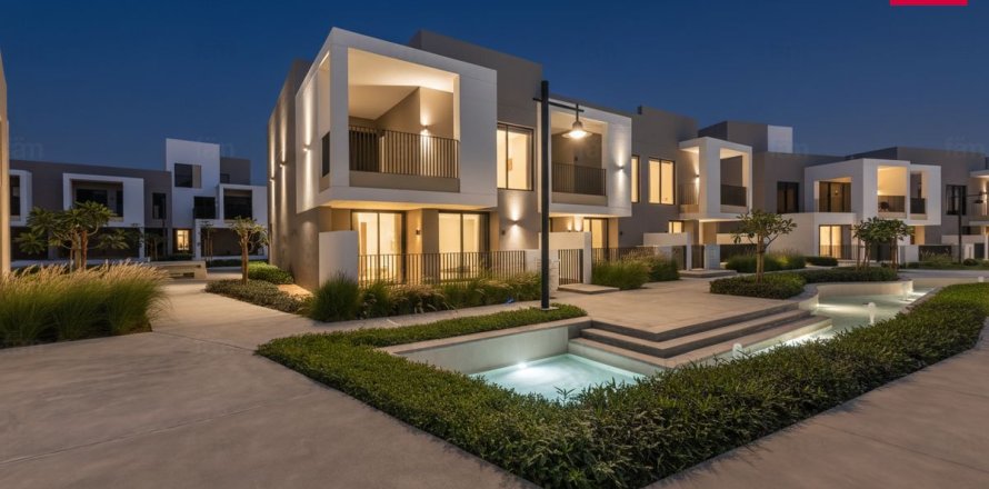 Villa in Dubai 3 bedrooms, 136.8 sq.m. № 111458
