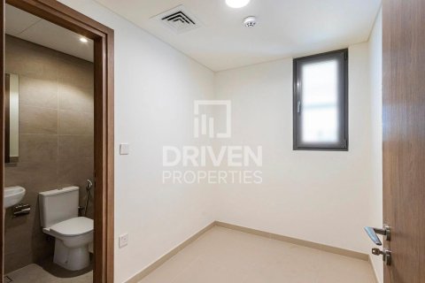 Adosado en Elan, Tilal Al Ghaf, Dubai, 4 dormitorios, 224.73 m², № 138642 - foto 9