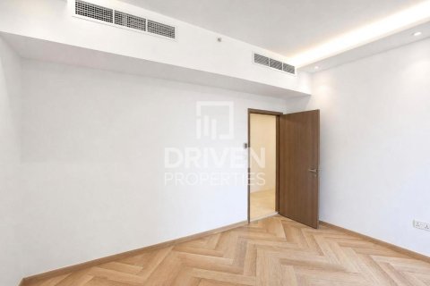 Apartment in Sadaf, Jumeirah Beach Residence, Dubai 4 bedrooms, 271.37 sq.m. № 138647 - photo 9