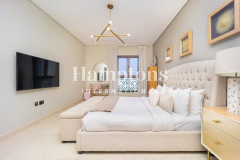 Apartment in FIVE Palm Jumeirah, Palm Jumeirah, Dubai 2 bedrooms, 206.22979552 sq.m. № 123977 - photo 23