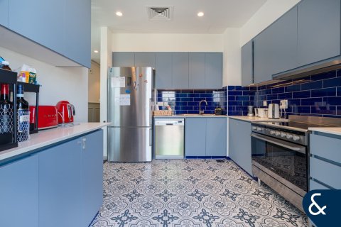 Villa à EMAAR South, Dubai South (Dubai World Central), Dubai, 4 chambres, 438 m², № 78564 - photo 9