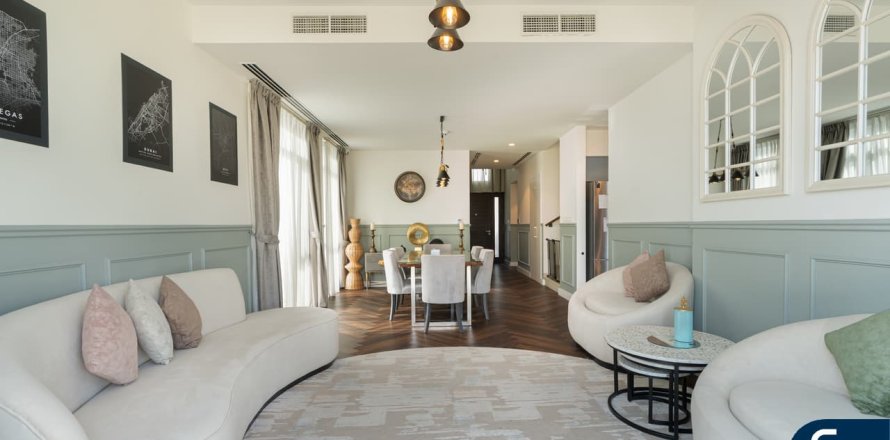 Villa à EMAAR South, Dubai South (Dubai World Central), Dubai, 4 chambres, 438 m², № 78564