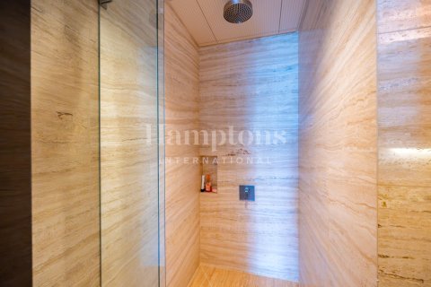 Apartment in Burj Khalifa, Dubai 1 bedroom, 101.81982994 sq.m. № 118442 - photo 2