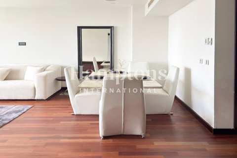 Apartment in Burj Khalifa, Dubai 1 bedroom, 101.81982994 sq.m. № 118442 - photo 14