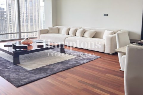 Apartment in Burj Khalifa, Dubai 1 bedroom, 101.81982994 sq.m. № 118442 - photo 17
