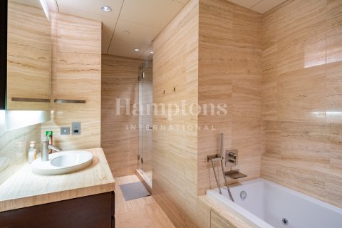 Apartment in Burj Khalifa, Dubai 1 bedroom, 101.82 sq.m. № 118442