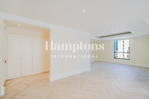 Duplex à Jumeirah Beach Residence, Dubai, 4 chambres, 585.91971137 m², № 118443 - photo 17