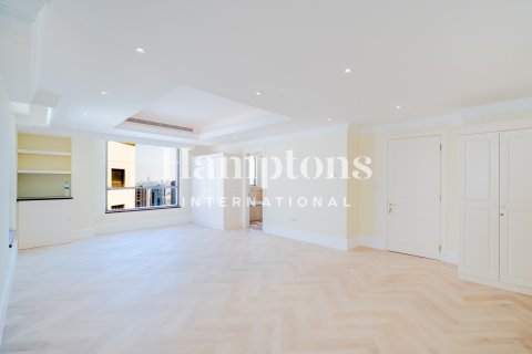 Duplex à Jumeirah Beach Residence, Dubai, 4 chambres, 585.91971137 m², № 118443 - photo 7