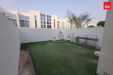 Townhouse in Dubai 4 bedrooms, 181 sq.m. № 135327 - photo 4