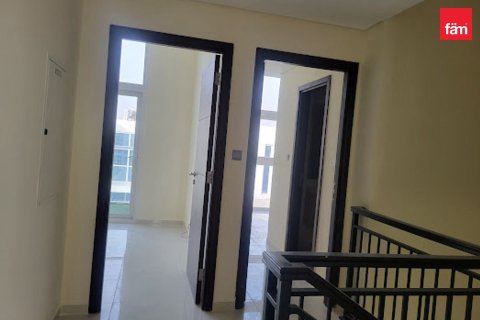 Townhouse in Dubai 4 bedrooms, 181 sq.m. № 135327 - photo 5