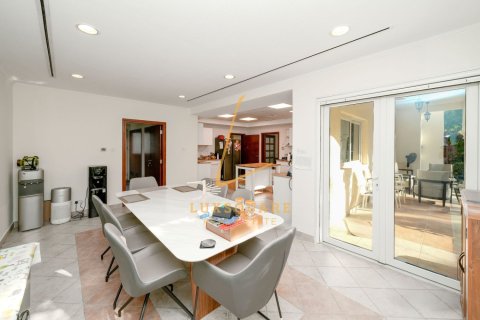 Villa à Green Community West, Green Community, Dubai, 5 chambres, 882 m², № 112337 - photo 4