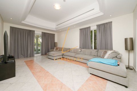 Villa à Green Community West, Green Community, Dubai, 5 chambres, 882 m², № 112337 - photo 20