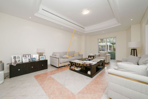 Villa à Green Community West, Green Community, Dubai, 5 chambres, 882 m², № 112337 - photo 30
