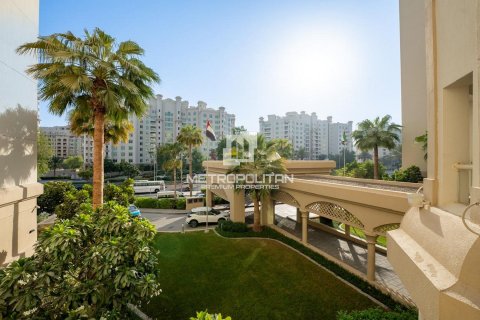 Apartamento en Shoreline Apartments, Palm Jumeirah, Dubai, 2 dormitorios, 186 m², № 15142 - foto 13