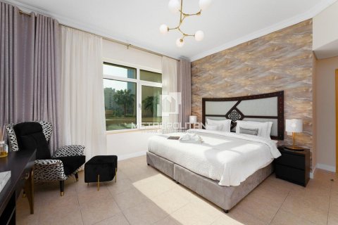 Apartamento en Shoreline Apartments, Palm Jumeirah, Dubai, 2 dormitorios, 186 m², № 15142 - foto 3