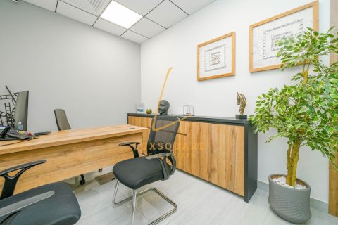 Office in Bay Square, Business Bay, Dubai 181 sq.m. № 105628 - photo 16