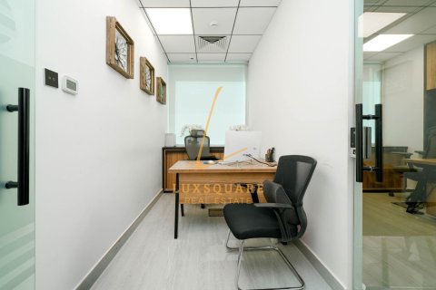 Office in Bay Square, Business Bay, Dubai 181 sq.m. № 105628 - photo 3