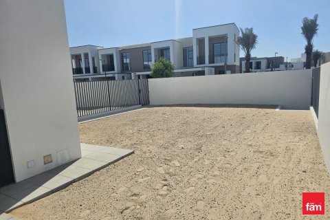 Villa en Dubai, 4 dormitorios, 351.7 m², № 109817 - foto 12