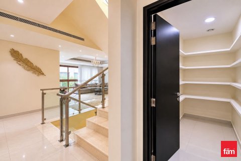 Купить виллу в Meydan, Дубай: 4 спальни, 307.5м², № 109816 - фото 11