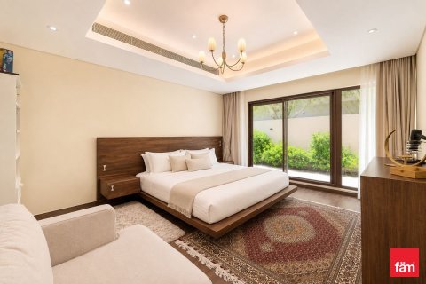 Купить виллу в Meydan, Дубай: 4 спальни, 307.5м², № 109816 - фото 18