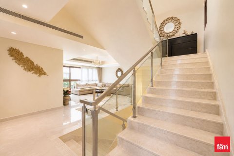 Купить виллу в Meydan, Дубай: 4 спальни, 307.5м², № 109816 - фото 13