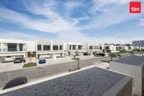 Adosado en Town Square, Dubai, 3 dormitorios, 174.9 m², № 58808 - foto 7