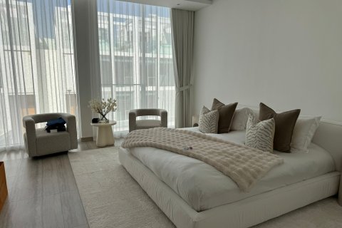 Villa in Wadi Al Safa 3, Dubai 4 bedrooms, 240 sq.m. № 120319 - photo 4