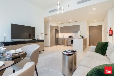 Снять в аренду квартиру в Дубае: 1 спальня, 71.3м², № 93737 - фото 2