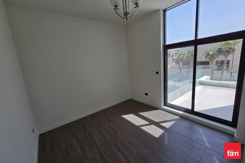 Townhouse in Dubai 4 bedrooms, 191 sq.m. № 72217 - photo 4