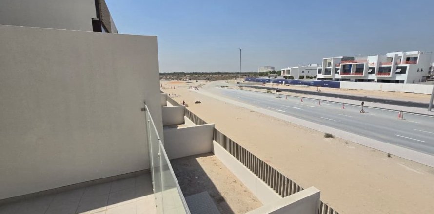 Townhouse in Dubai 4 bedrooms, 191 sq.m. № 72217