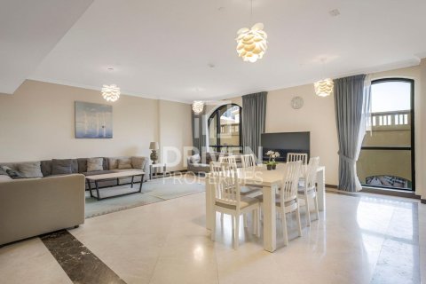 Apartment in Murjan, Jumeirah Beach Residence, Dubai 3 bedrooms, 201.6 sq.m. № 126860 - photo 1