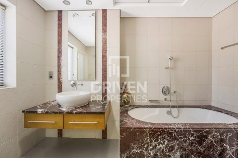 Apartment in Murjan, Jumeirah Beach Residence, Dubai 3 bedrooms, 201.6 sq.m. № 126860 - photo 25