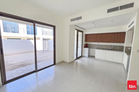Villa in Dubai 3 bedrooms, 141 sq.m. № 46910 - photo 2