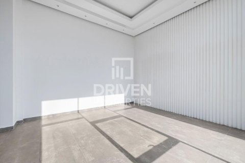 Villa in Al Barsha South, Al Barsha, Dubai 6 bedrooms, 2148.38 sq.m. № 127245 - photo 19