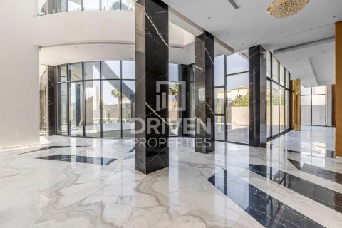 Villa in Al Barsha South, Al Barsha, Dubai 6 bedrooms, 2148.38 sq.m. № 127245 - photo 8