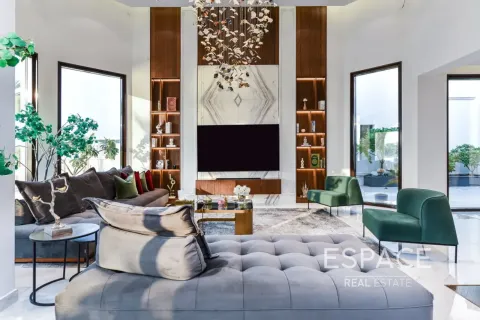 Villa in Palm Jumeirah, Dubai 3 bedrooms, 511 sq.m. № 122556 - photo 6