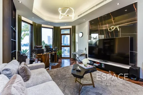 Villa in Palm Jumeirah, Dubai 3 bedrooms, 511 sq.m. № 122556 - photo 15