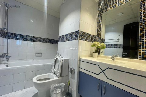 Apartamento en Jumeirah Lake Towers, Dubai, 1 dormitorio, 80.6 m², № 56085 - foto 8
