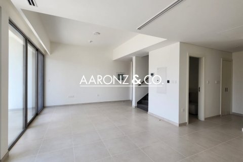 Снять в аренду виллу в Nara, The Valley, Дубай: 3 спальни, 174м², № 94546 - фото 2